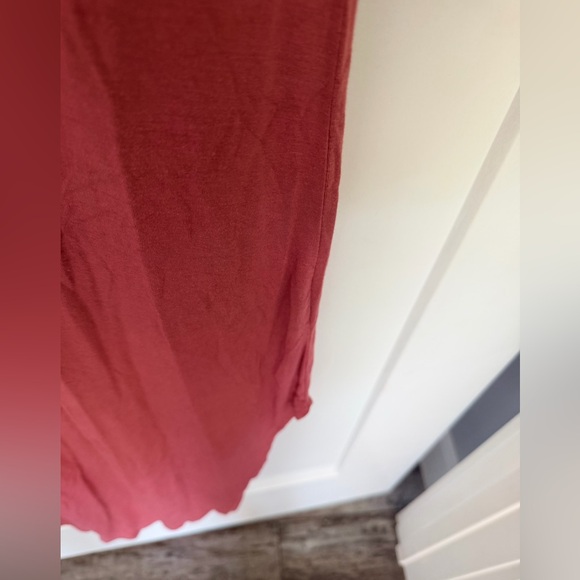 Jolie Dusty Rose Maxi T-Shirt Dress V-Neck Side Slit Made in USA Midi Dress - Picture 4 of 9